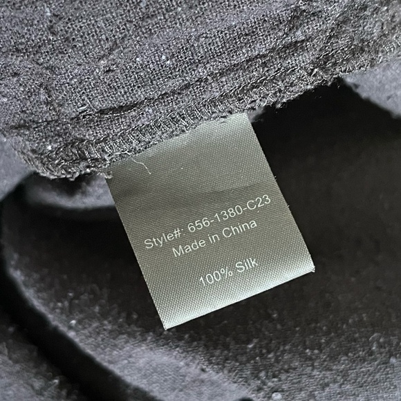 JENNI KAYNE | Bestselling Raw Silk Pleated High Waisted Short in Black | Size 12 - Picture 11 of 12